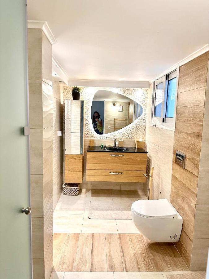 Cozy Apartment With Parking Near The City Center Атина Екстериор снимка