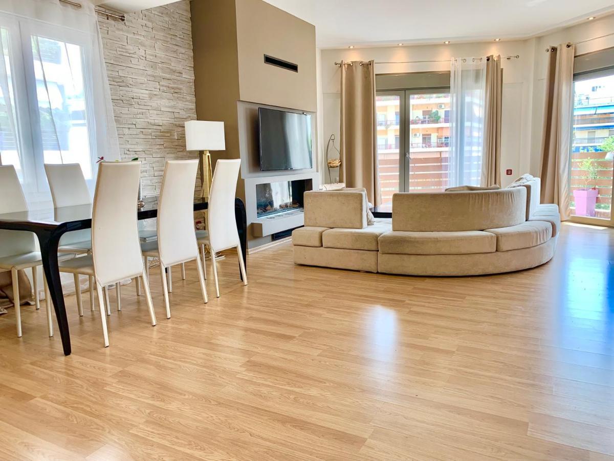 Cozy Apartment With Parking Near The City Center Атина Екстериор снимка